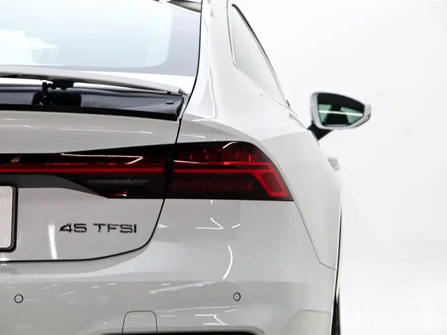 Audi A7 2025 — фото 30