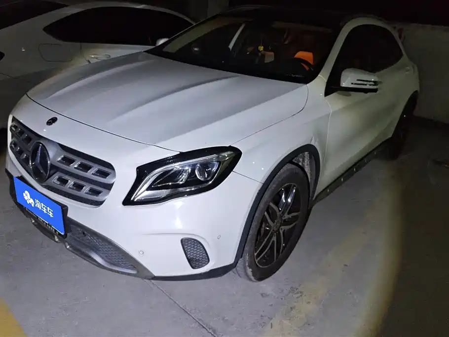 Mercedes-Benz GLA 2017