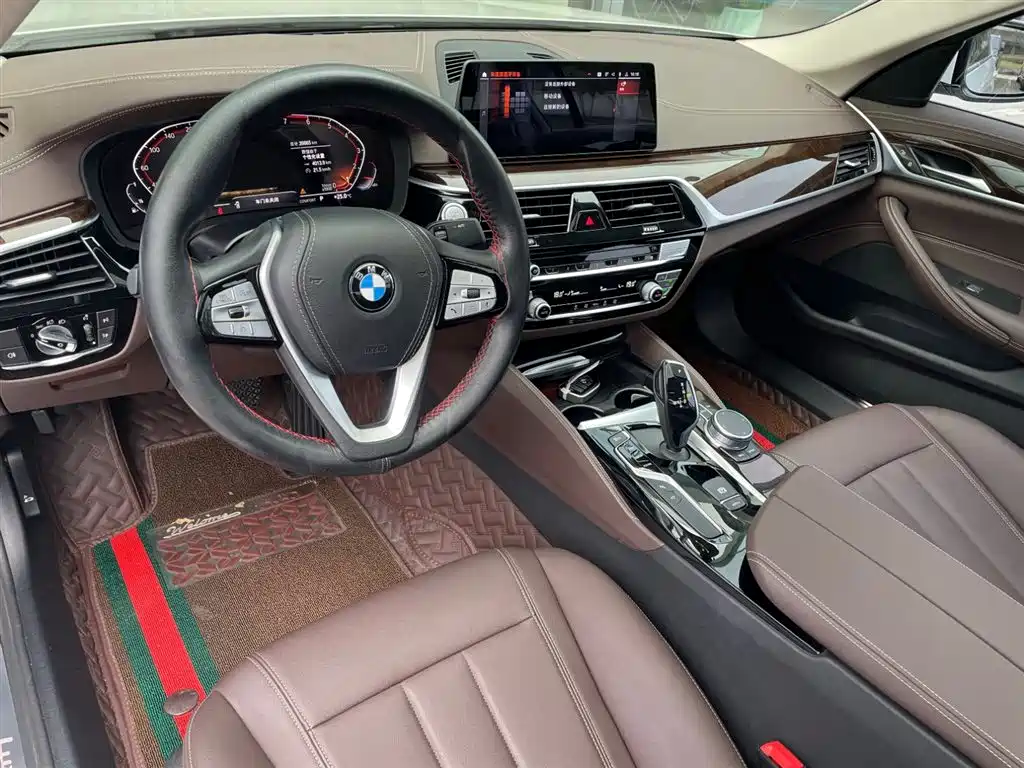 BMW 5 Series 2020