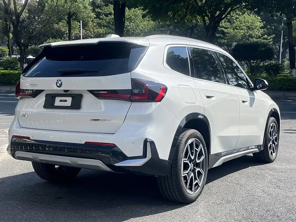 BMW X1 2025 — фото 6