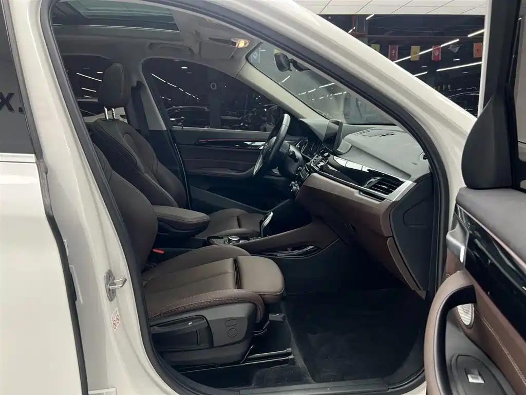 BMW X1 2022 — фото 17