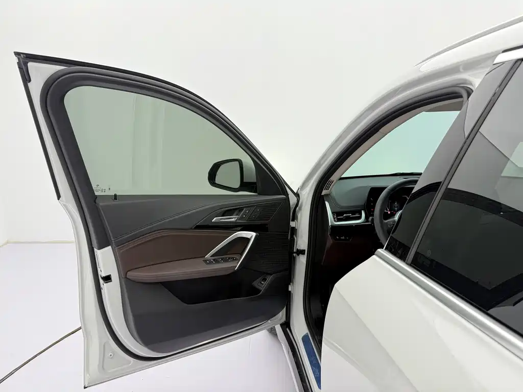 BMW X1 2023 — фото 17