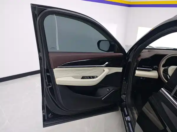 Geely Xingyue L 2022