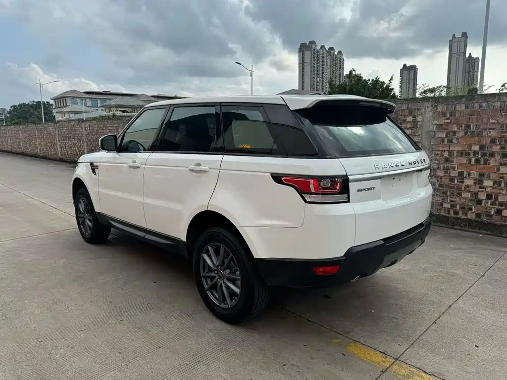 Land Rover Range Rover Sport 2017 — фото 3