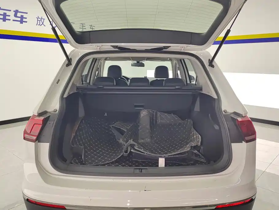 Volkswagen Tiguan L 2020