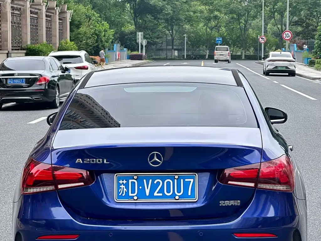 Mercedes-Benz A-Class 2021 — фото 11