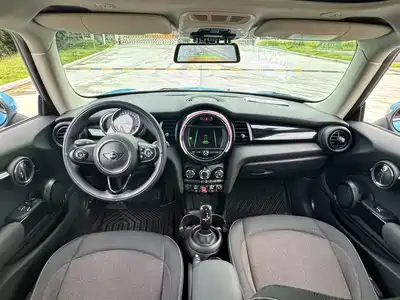 MINI MINI 2019