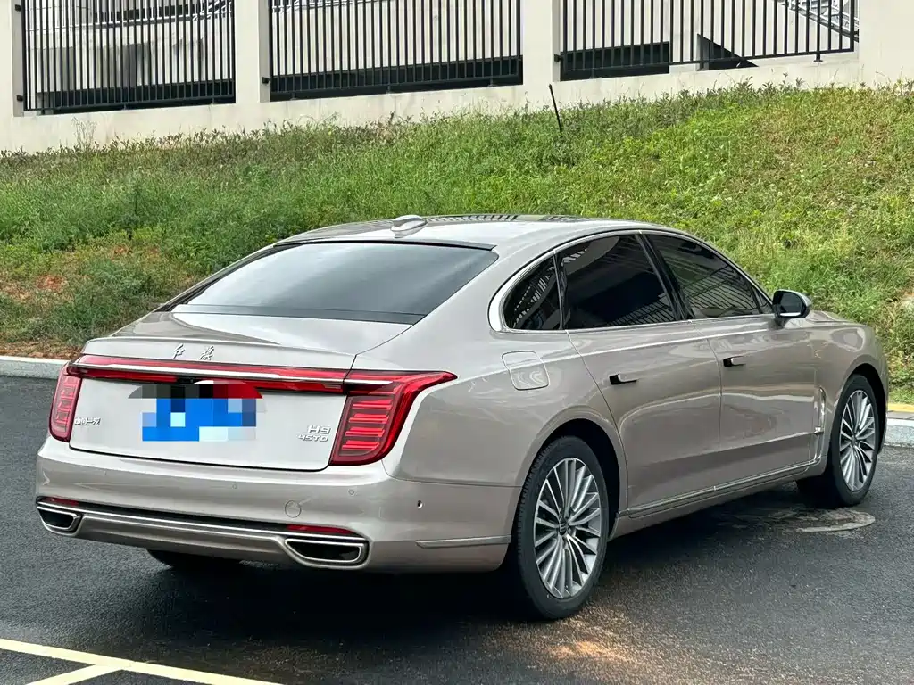 Hongqi H9 2022 — фото 9