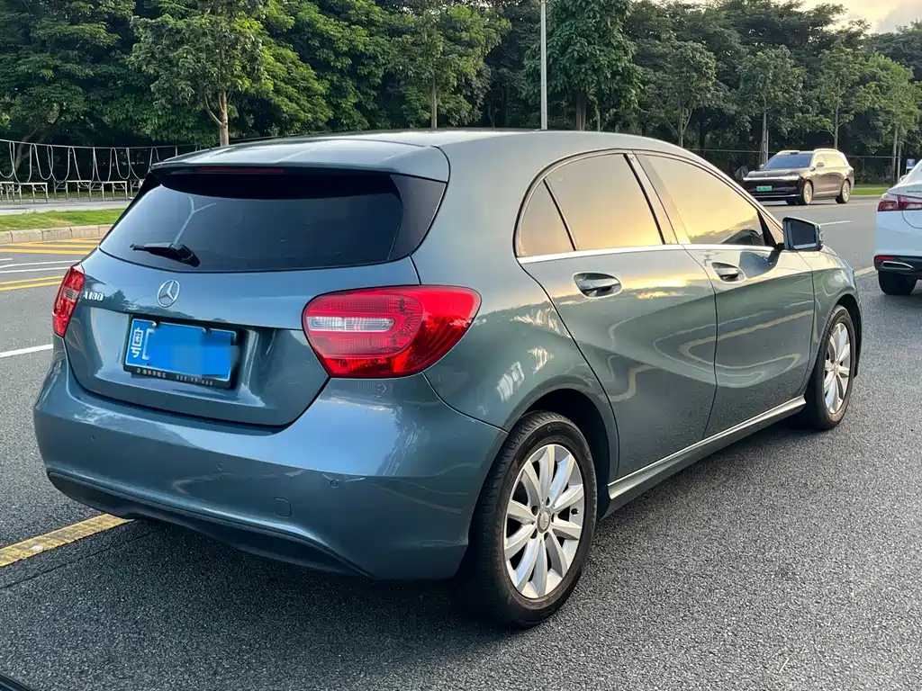 Mercedes-Benz A-Class 2014