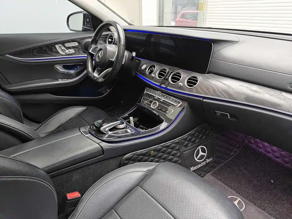Mercedes-Benz E-Class 2016 — фото 14