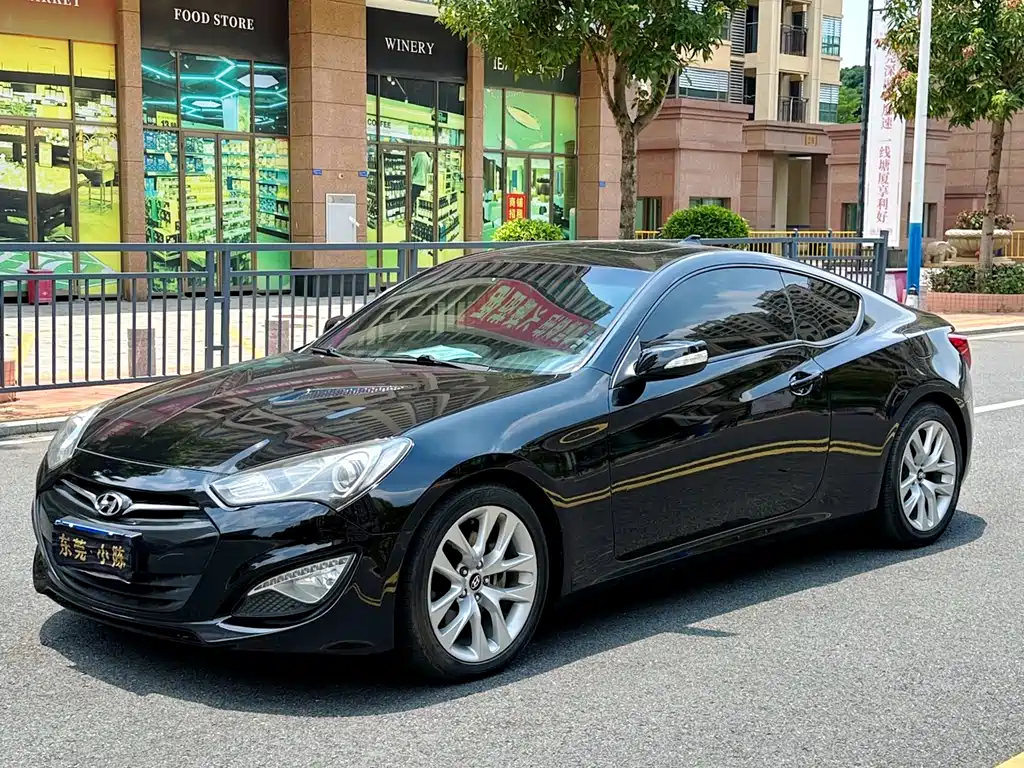 Hyundai Genesis Coupe 2013