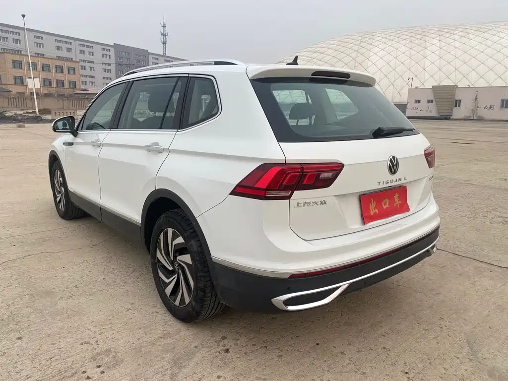 Volkswagen Tiguan L 2022 — фото 6