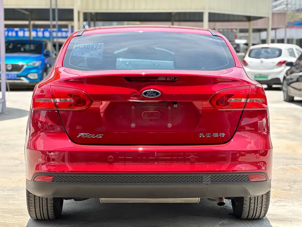 Ford Focus 2016 — фото 6