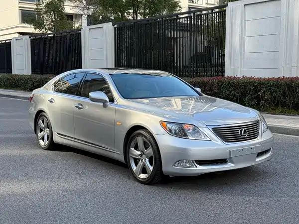 Lexus LS 2007