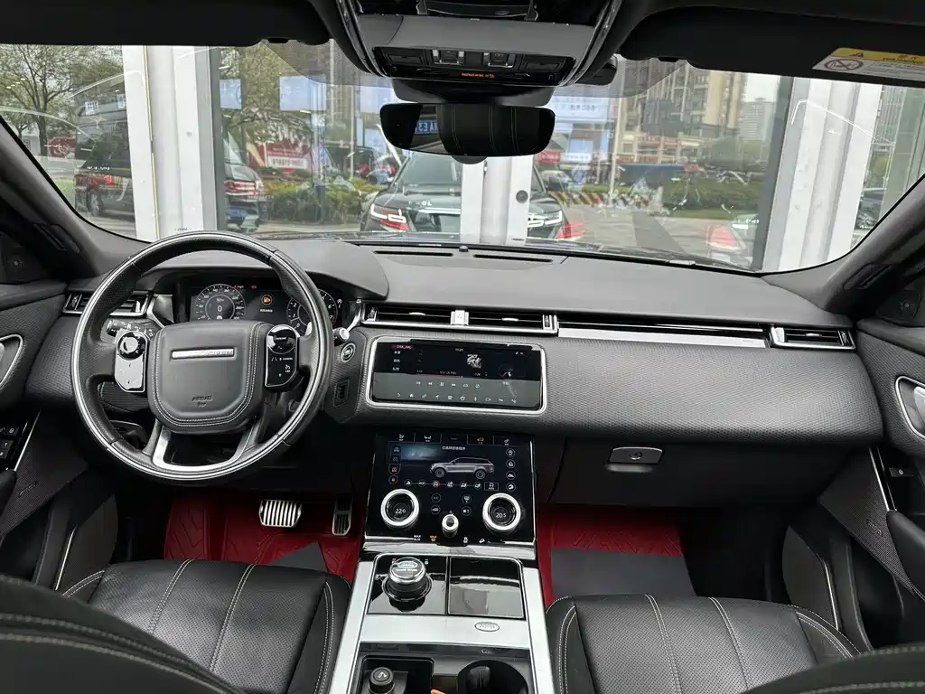 Land Rover Velar 2019 — фото 10