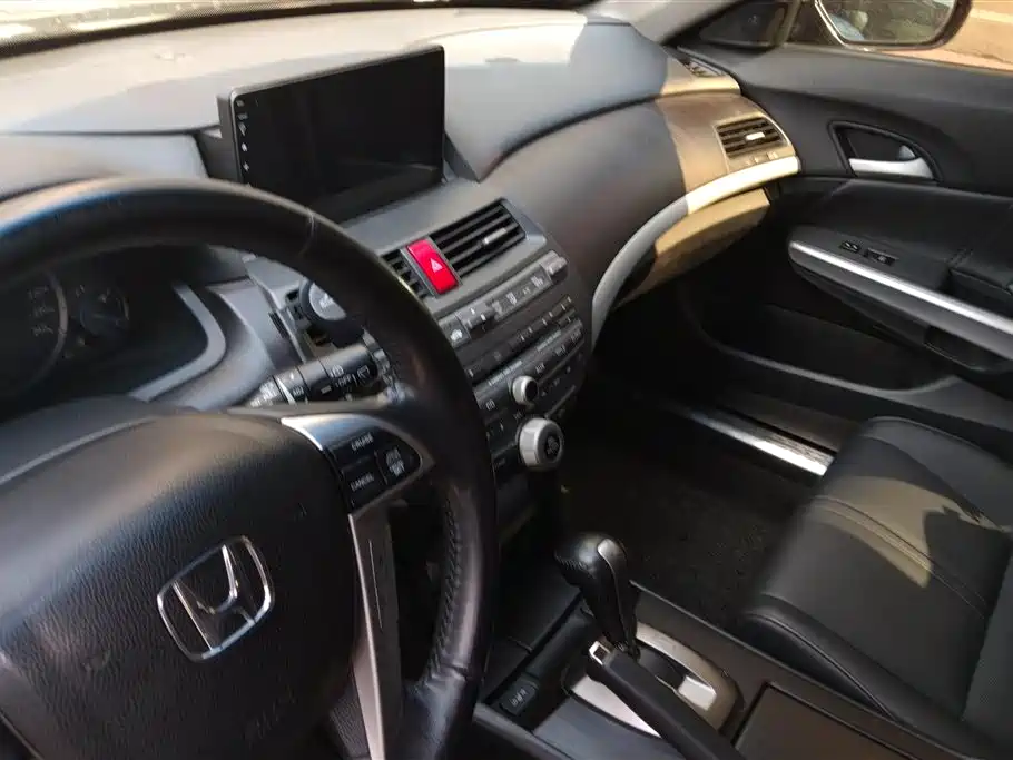 Honda Crosstour 2013 — фото 13