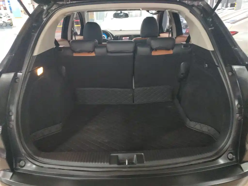 Honda Vezel 2016 — фото 15