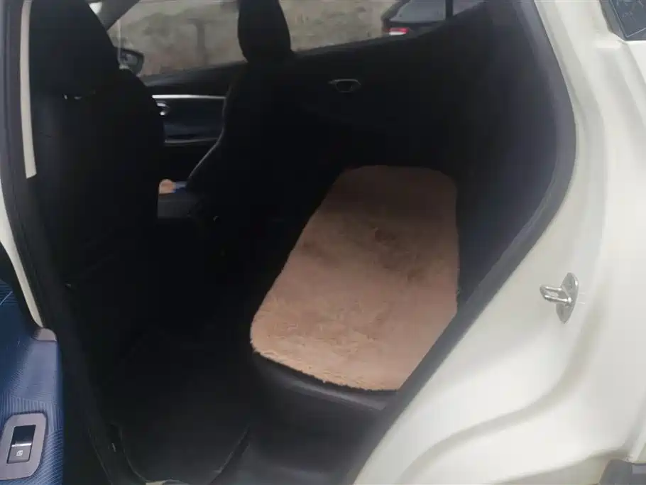 GAC Motor Trumpchi GS3 2023 — фото 11