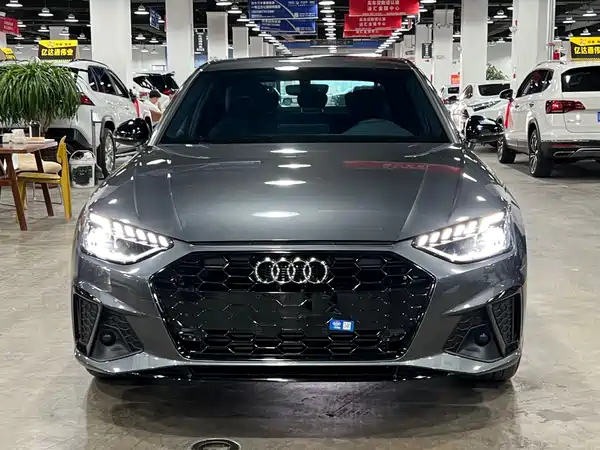 Audi A4L 2025
