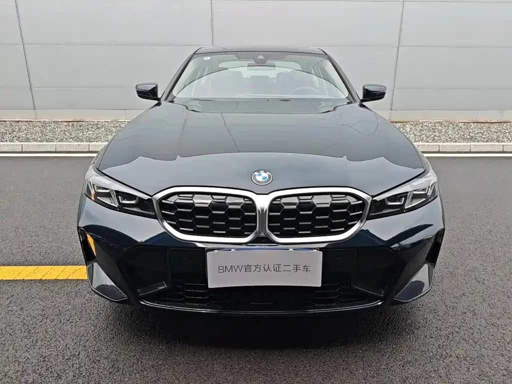 BMW 3 Series 2025