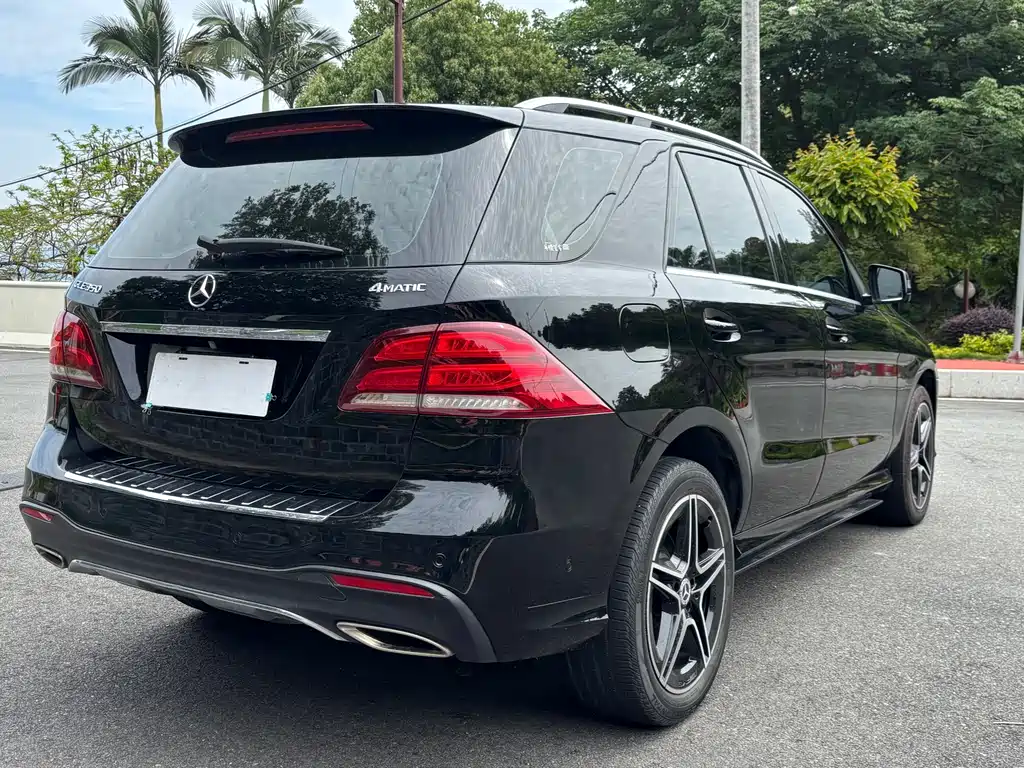 Mercedes-Benz GLE 2016 — фото 13