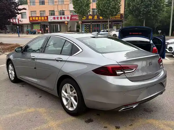 Buick Regal 2024