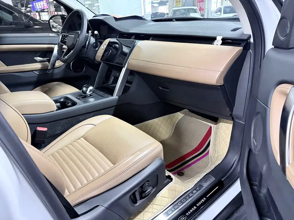 Land Rover Discovery Sport 2023 — фото 20