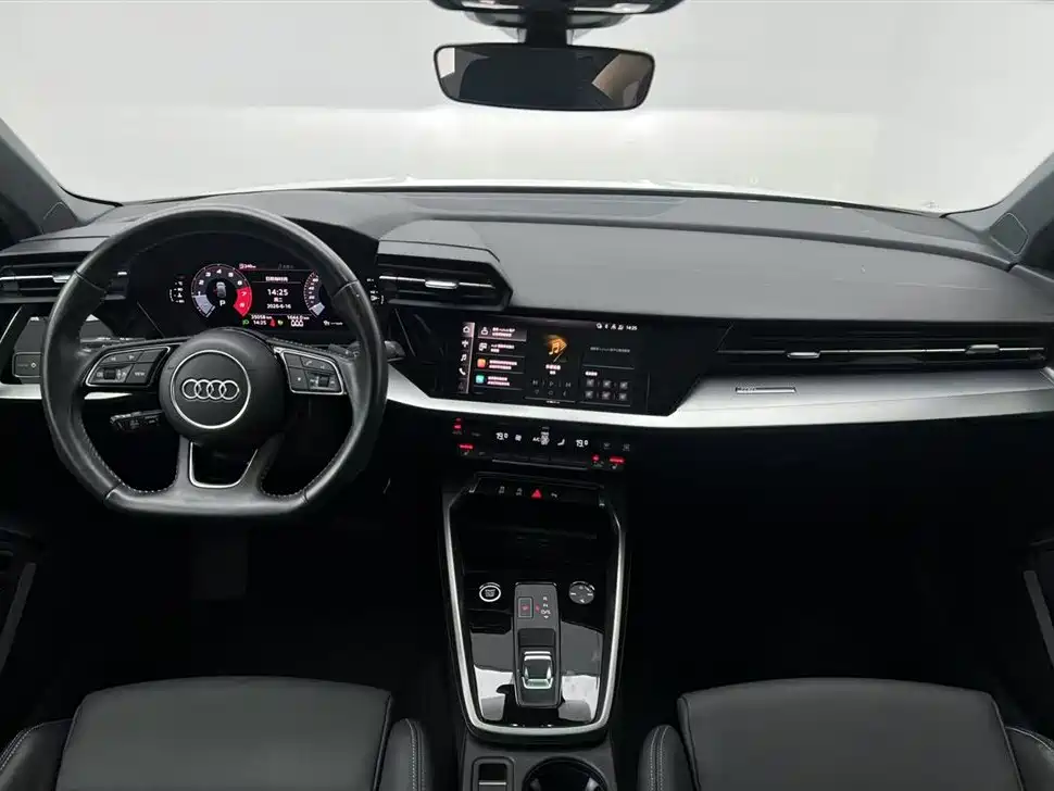 Audi A3 2022 — фото 18