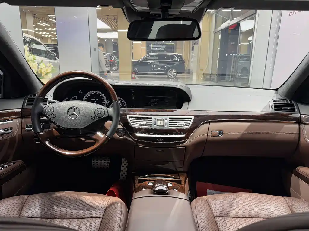 Brabus S-Class 2016 — фото 18