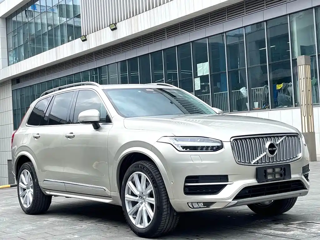 Volvo XC90 2016 — фото 3