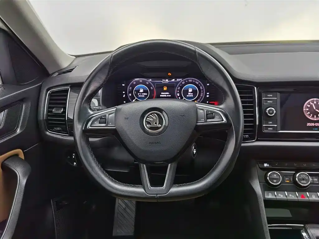 Skoda Kodiaq GT 2020 — фото 11