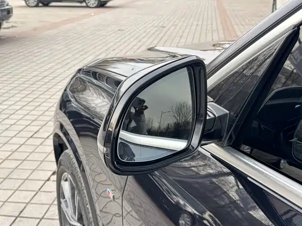 BMW X5 2023
