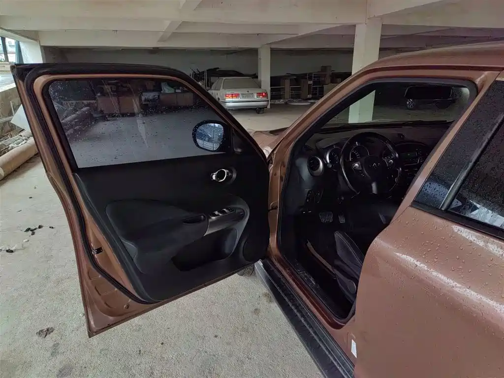 Infiniti ESQ 2016 — фото 16