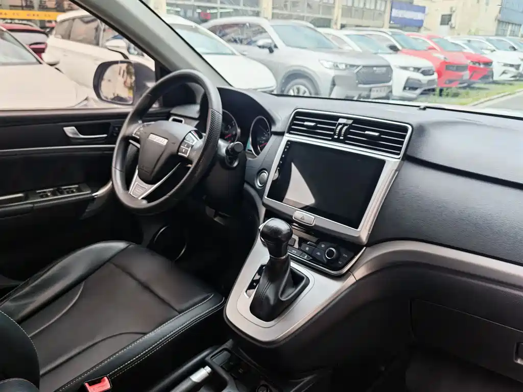 Haval M6 2019 — фото 18