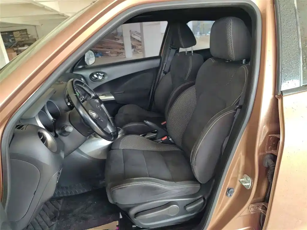 Infiniti ESQ 2016 — фото 15