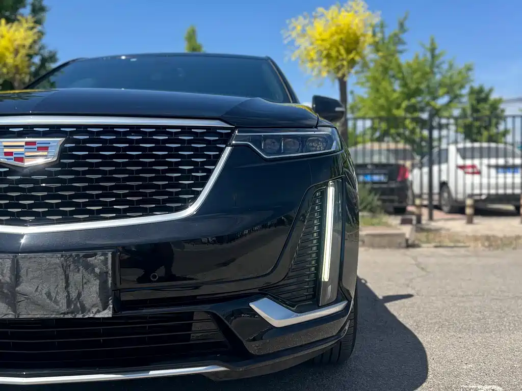 Cadillac XT6 2021 — фото 7