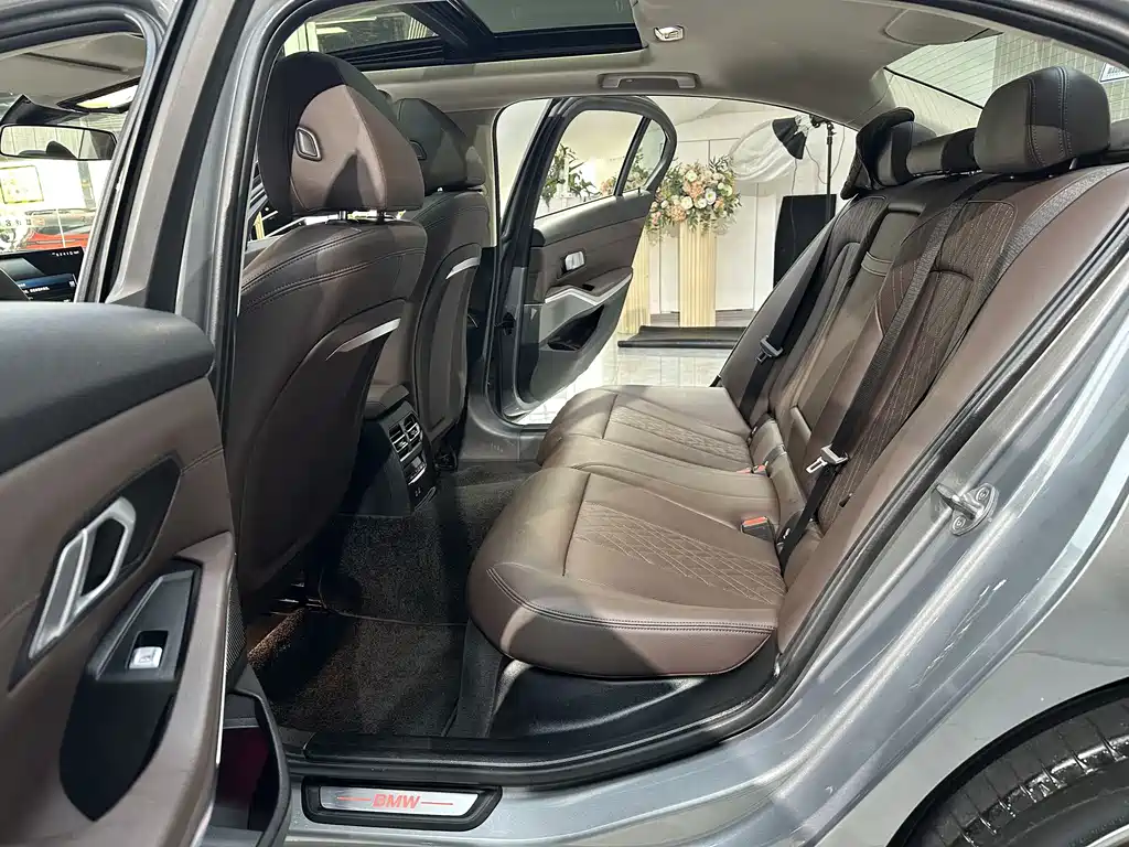 BMW i3 2022 — фото 10