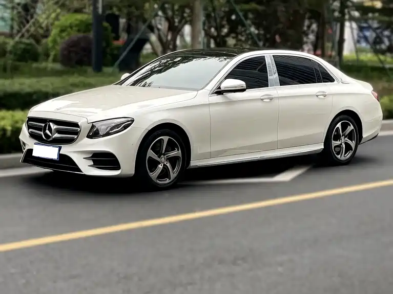Mercedes-Benz E-Class 2017 — фото 3