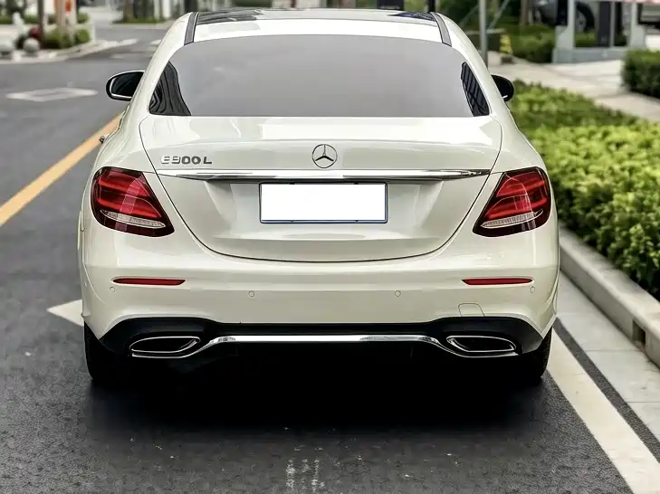 Mercedes-Benz E-Class 2017 — фото 5