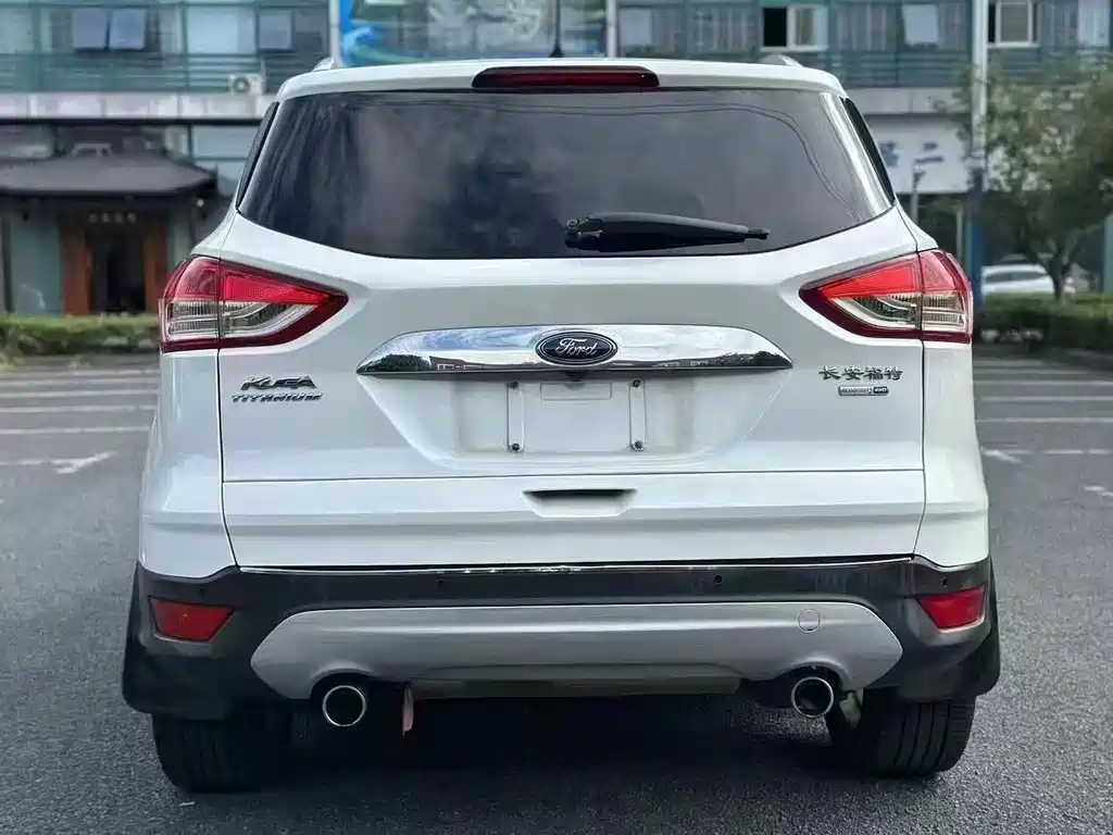 Ford Kuga 2014 — фото 8