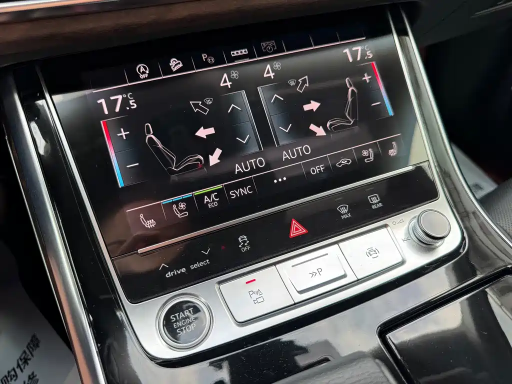 Audi Q7 2023 — фото 15