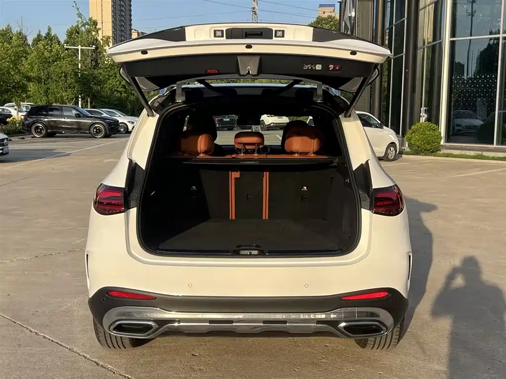 Mercedes-Benz GLC 2024
