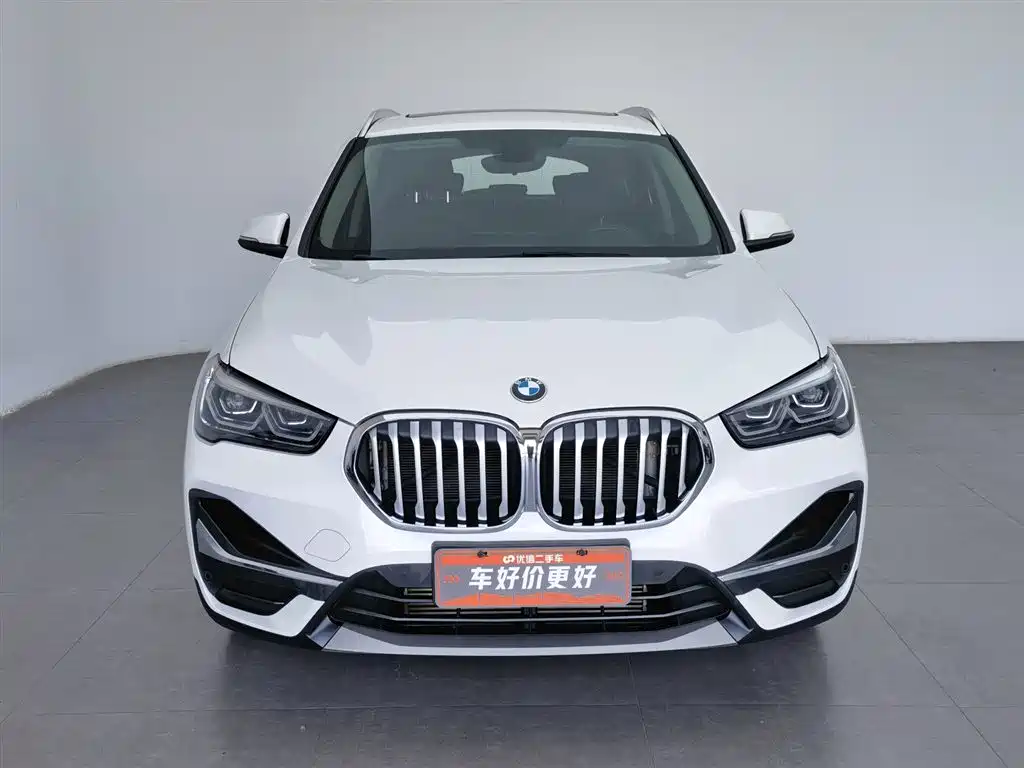 BMW X1 2022 — фото 3