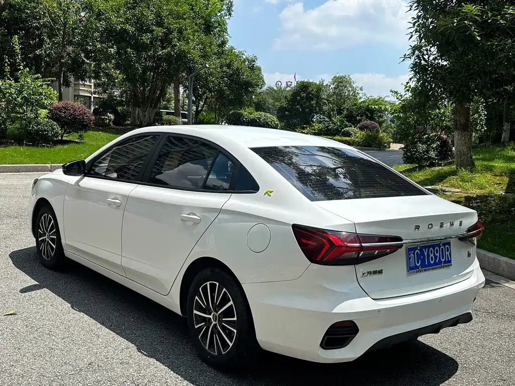 Roewe i5 2022