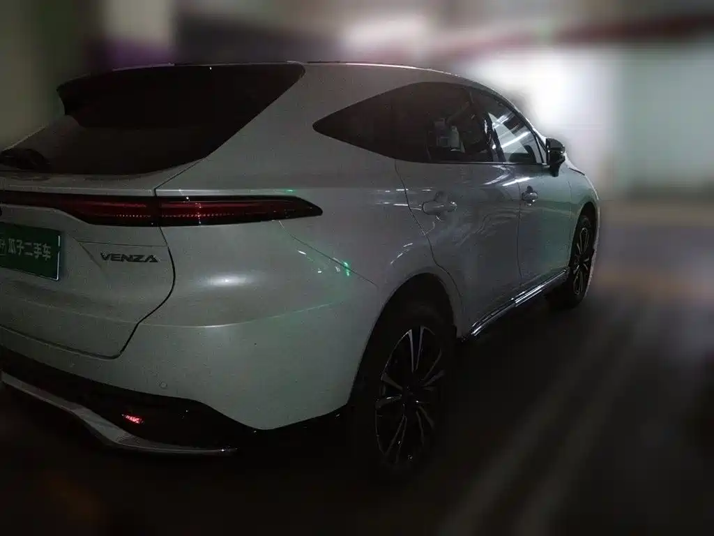 Toyota Venza 2022