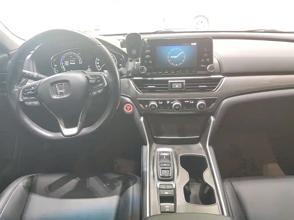Honda Accord 2021 — фото 13