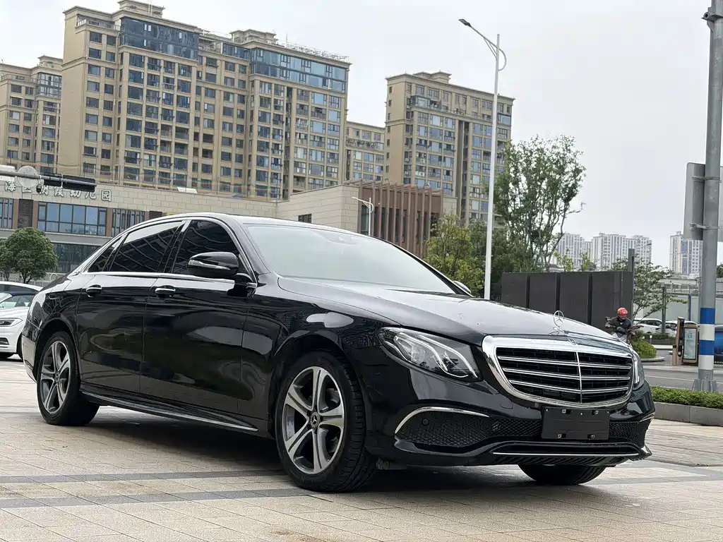 Mercedes-Benz E-Class 2017 — фото 2