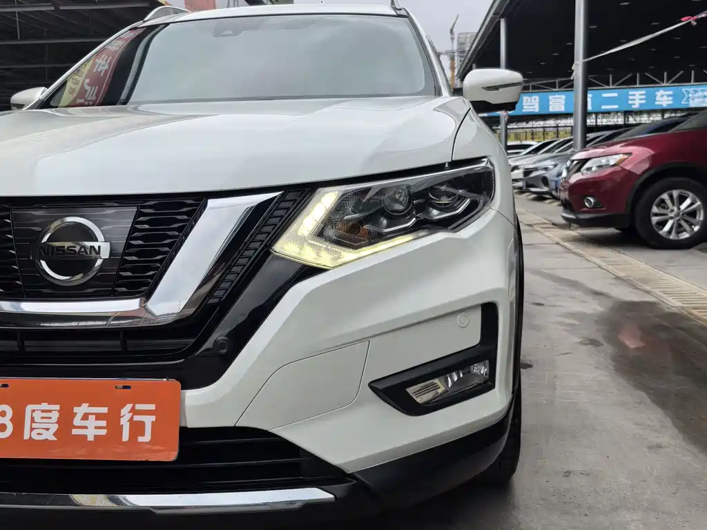 Nissan X-Trail 2017 — фото 11