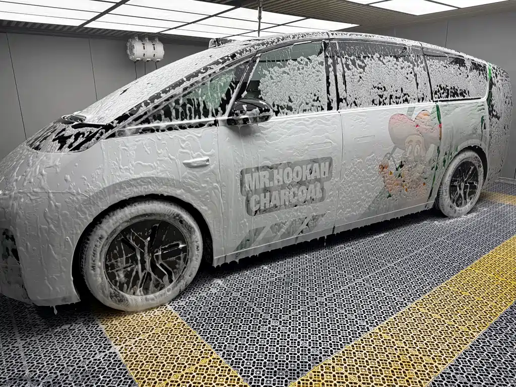 Li Auto Li MEGA 2024