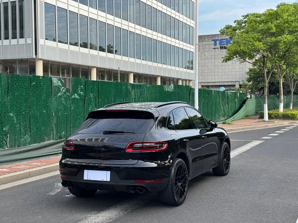 Porsche Macan 2018 — фото 5